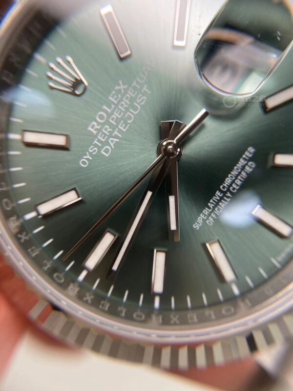 Logbook Automatic Mechanical M126234-0051 Neutral Watch Excellent Observatory Technology Certification - Image 3