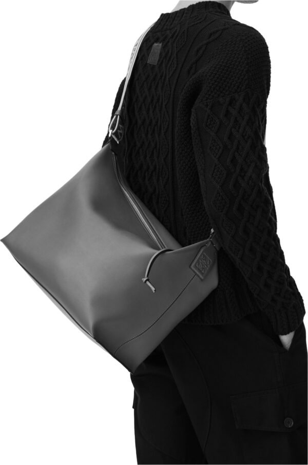 Soft and smooth cowhide and jacquard fabric handbag - Image 6