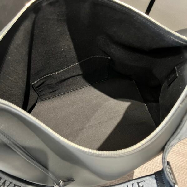 Soft and smooth cowhide and jacquard fabric handbag - Image 3