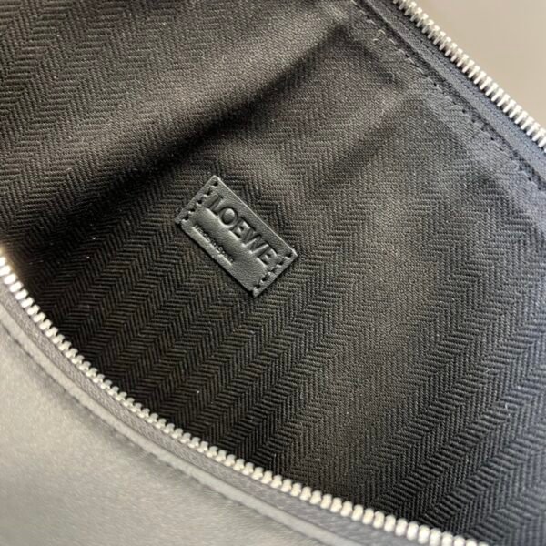 Soft and smooth cowhide and jacquard fabric handbag - Image 4