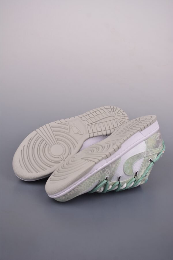 SB Dunk Low DIY Collaboration  Order Remarks Size - Image 9