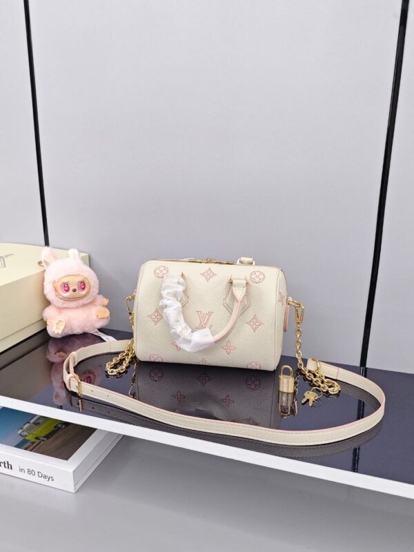 New Cream Strawberry Pillow Pack - Image 2