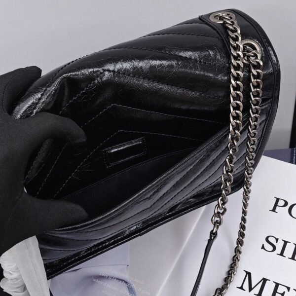 Niki Postman Bag - Image 8