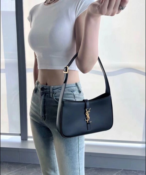 Underarm bag - Image 10