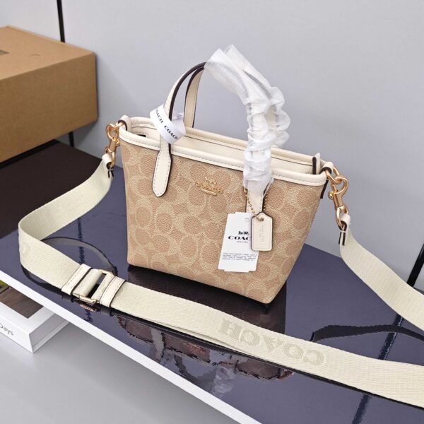 City Mini Tote Bag - Image 4