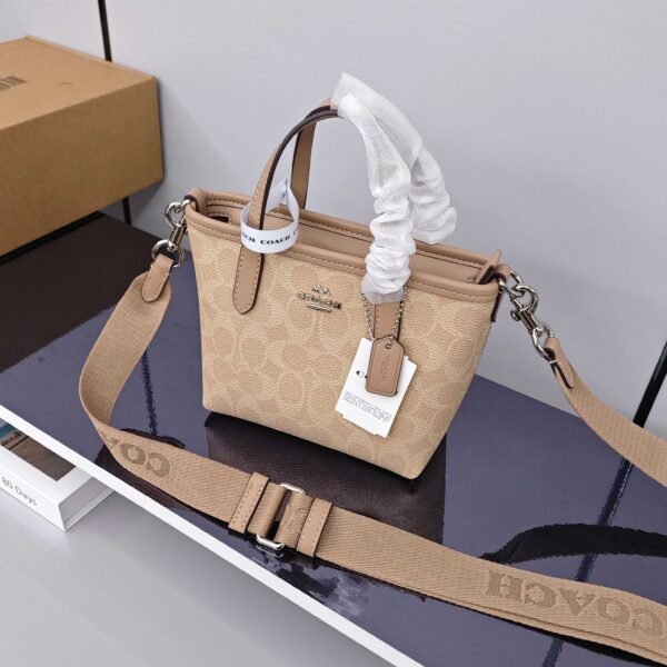 City Mini Tote Bag - Image 4
