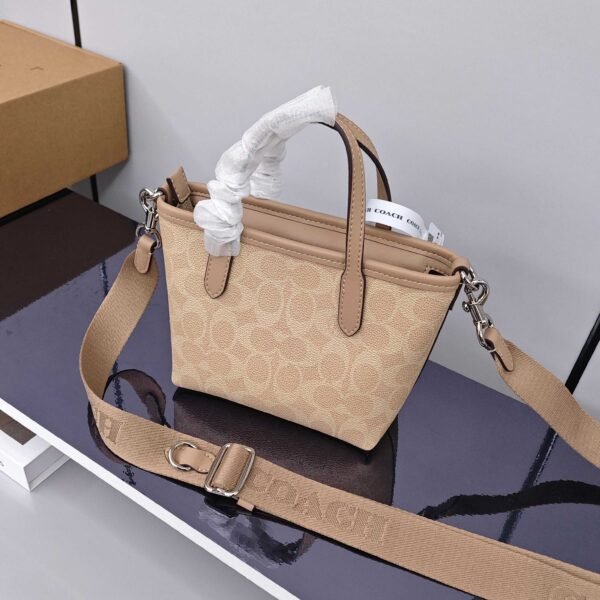 City Mini Tote Bag - Image 5