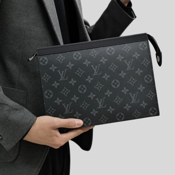 clutch bag