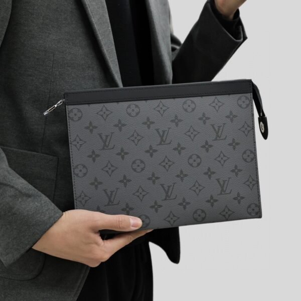 clutch bag