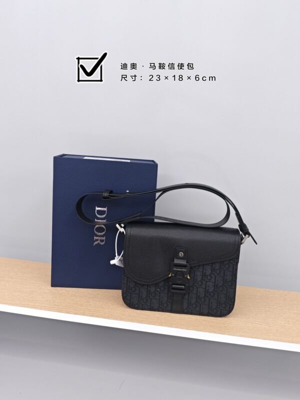 Dior Saddle Messenger Bag