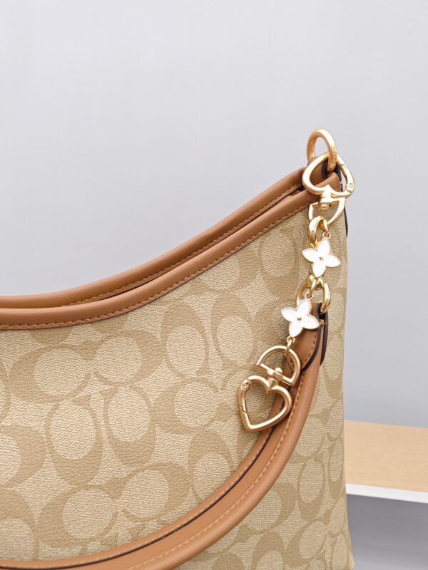 Coach Carryall Stray Bag Comes with Extended Chain - Image 9